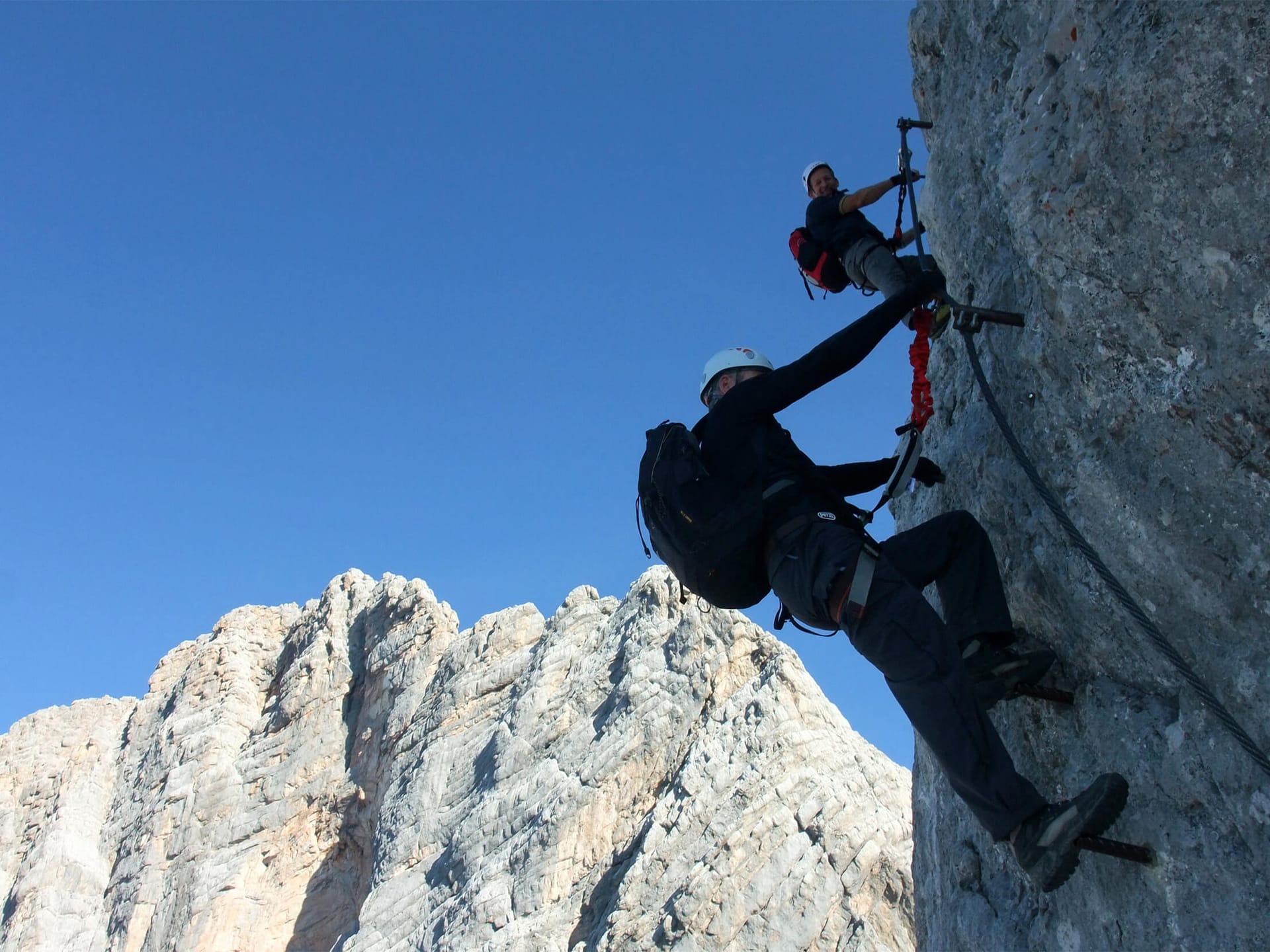 unterduermoos-dachstein-klettersteig-alpen-aktivurlaub